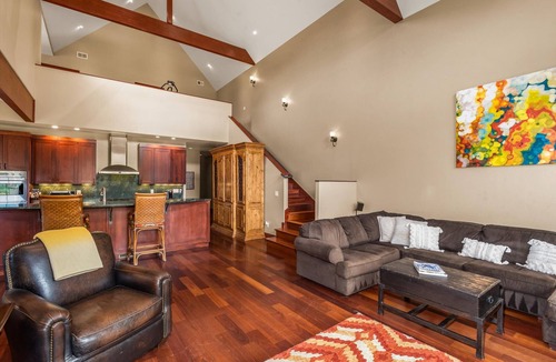 Aspen Glen House | Spacious 5-bedroom townhome in peaceful Carbondale with AC