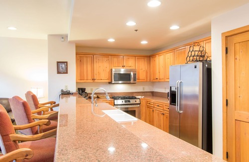 Mountain Village Condo | Spacious Bear Creek Lodge Retreat | Pool, Hot Tubs & Mountain Views