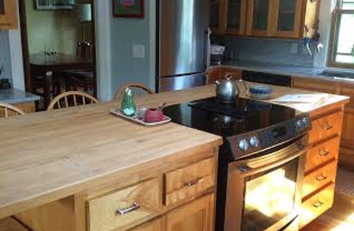 Lynnhurst House | Spacious, charming, near Lake Harriet and Minnhaha Parkway, uptown, downtown