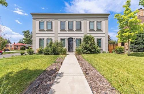 Skyland House | Spacious City Park Golf House - Hot Tub & Theater