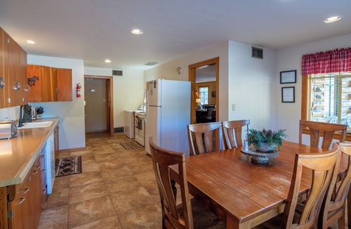 South Fork Cabin | Spacious Family Friendly Cozy Cabin