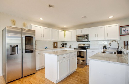 Aurora House | Spacious Family Home at Buckley SFB w/Patio!
