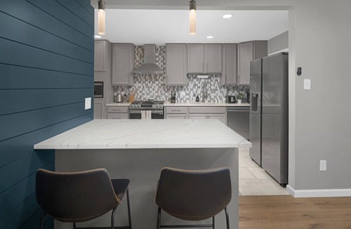 Jewell Heights - Hoffman Heights House | Spacious home near Anschutz Medical Campus, DIA & Denver city center