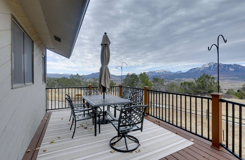 Hotchkiss House | Spacious Hotchkiss Home w/Stunning Mountain Views