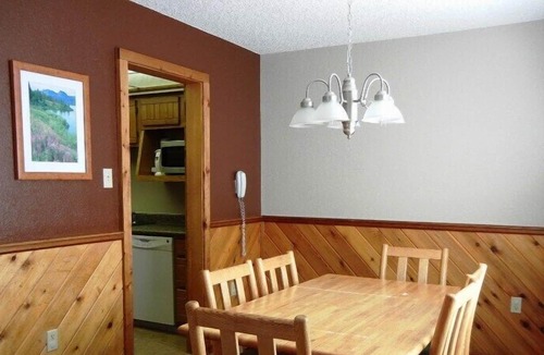 Baldy Mountain House | Spacious mountaintop townhome with great views of Breckenridge.