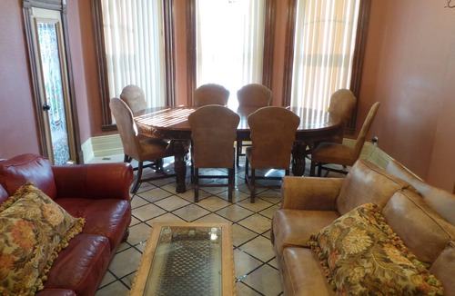 City Park West House | Spacious Victorian Mansion with 8-bedroom in marvelous Denver with AC