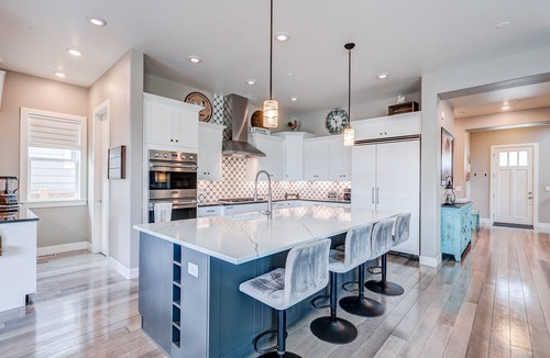 Superior House | Spectacular Sundance Film Festival Home. Hike, Bike, Relax. Rents only Sundance