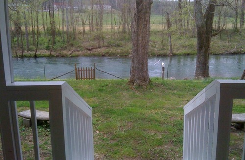 Sevierville Cabin | Spence Cove River Farmhouse ~ Fish, Swim, Tube, Right on the River!