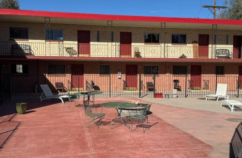 Colorado Springs Hotel | Springs Inn by Capital O I 25