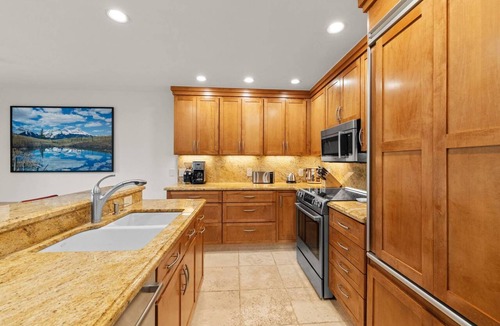 Mountain Village Condo | Stellar Views- Easy Trail and Lift Access-3 Bed/Bath Townhome-Free Transportation