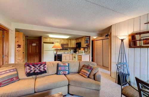 Peak 9 Condo | Stunning Breckenridge Views, Downtown & Ski-In/Out Condo, Hot Tub!