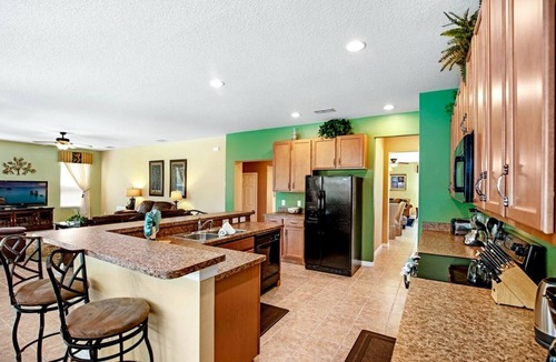 Watersong Cottage | Stunning Cottage with Games and Swimming Pool in Davenport, Florida