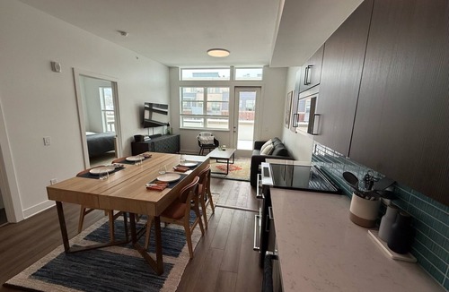 Central Boulder Condo | Stunning Furnished 1BR/1BA Condo in Downtown Boulder - Digital Nomad's Dream