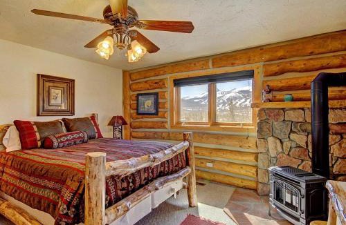 Huron Heights House | Stunning Ski Cabin with Hot Tub Ideal for Large Groups in Breckenridge, Colorado