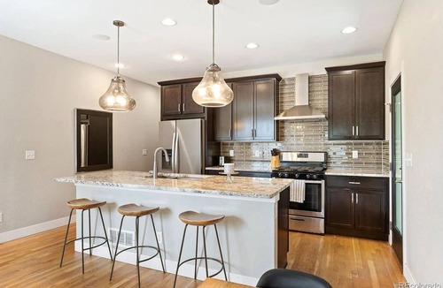 Jefferson Park House | Stylish 2BR Retreat Near Mile High + Jefferson Park