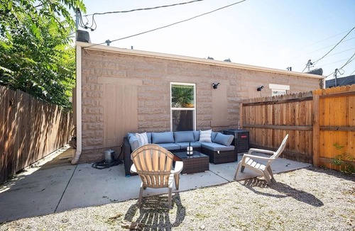 Jefferson Park House | Stylish 2BR Retreat Near Mile High + Jefferson Park