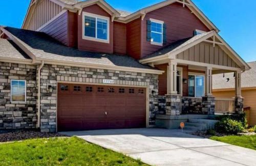 Brighton House | Stylish 4-Bedroom House - Denver Spruce - Parking - Garden - Balcony - Wi-Fi