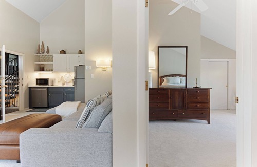 Vail House | *Summer Sale* Right on Fairway, Private Hot Tub & Sauna, Minutes From Vail Village/Golden Peak