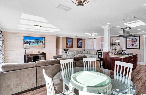 Garden Isles House | Sun-Soaked Retreat with Pool in Pompano Beach
