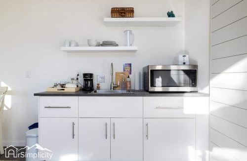 Sunnyside House | Sunnyside guesthouse near Rocky Mountain Lake