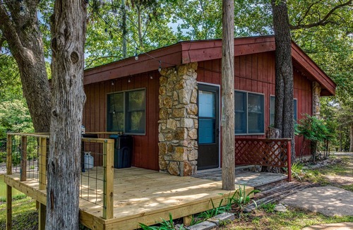 Jay House | Sunset Island Cottage.Your Private Island on Grand Lake!