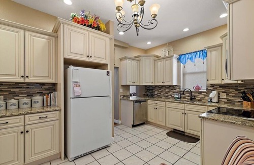 Pueblo House | Tara House — Historic Charm, Executive Comfort, Minutes from Downtown