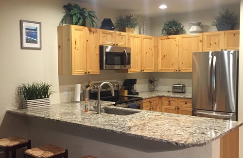 Mountain House Condo | Tenderfoot Lodge, Walk To Ski Lifts At Mountain House in Keystone