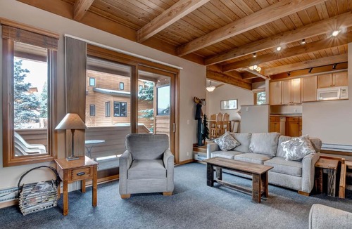 Keystone House | Tennis Townhomes 1331