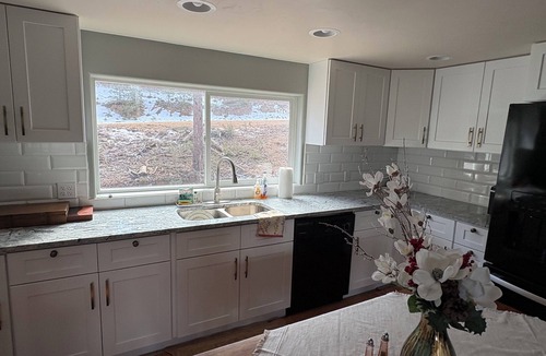 Denver House | Terrific 2-bedroom country house in charming Woodland Park