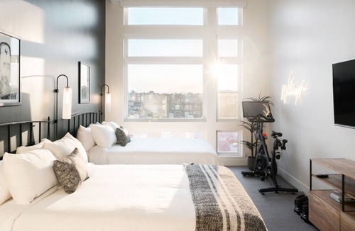 Highland Condo | The Bandito Penthouse - Peloton - Zuni Lofts