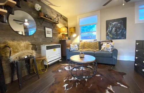 University Park House | The Chic Guest Retreat in Old Town near CSU