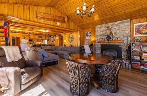 Rio Vista Estates Cabin | The Happy Place Cabin