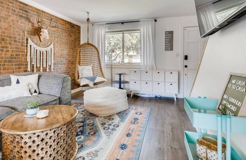Arvada Plaza Area House | The Hideaway / Near Historic Olde Town & Mountains