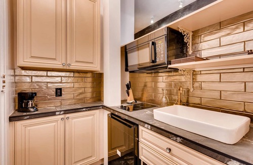Cheesman Park Hotel | The Holiday Chalet