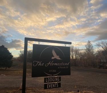 Palisade Hotel | The Homestead