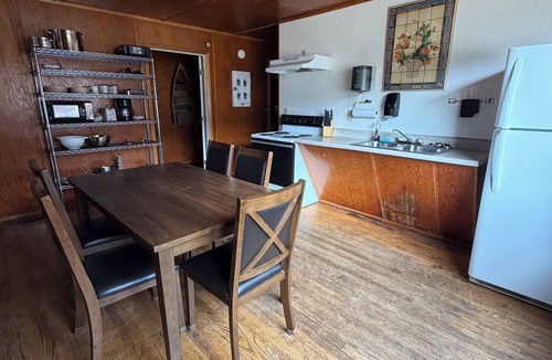 Rye Cabin | The Lodge Cabin #2