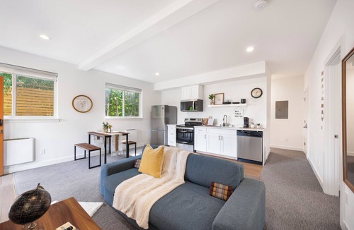 Wallingford House | The Meridian Miracle
