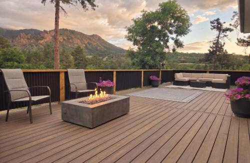 Broadmoor House | The Mesa House! Luxe Mountain Home near The Broadmoor
