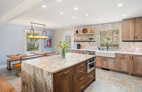 New Castle House | The Orchard House