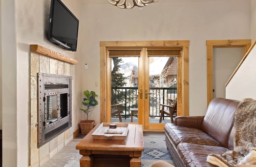Mountain Village Condo | The Village Basecamp: Ski, Soak, Sip | 2bd/2bth