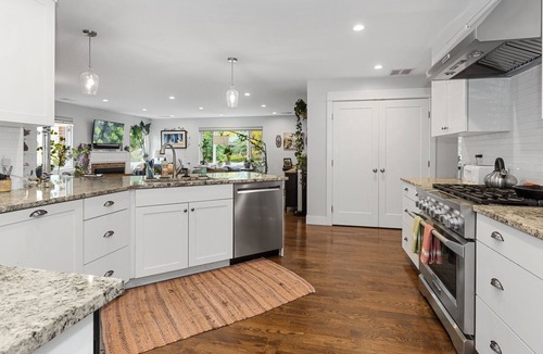 South Park Hill House | This house is a 4 bedroom(s), 2 bathrooms, located in Denver, CO.