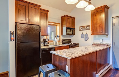 Four O'Clock Condo | Top floor 4 BR condo, perfect location, views, SKI-IN SKI-OUT, Read reviews!