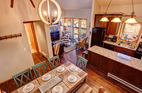 Four O'Clock Condo | Top floor 4 BR condo, perfect location, views, SKI-IN SKI-OUT, Read reviews!