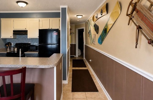 Edray Apartment | TOTW214 Slope Side Condo WiFi Next To Lift Parking