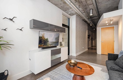 LoDo Apartment | Union Station downtown and gameday retreat!