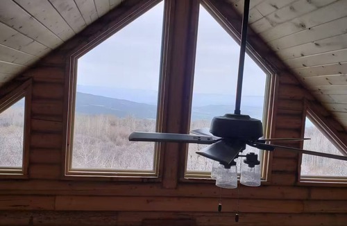 Mesa Cabin | Upper Cozy Cabin in Powderhorn Ski Resort.