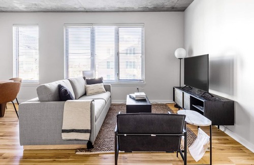 LoDo Apartment | Upscale LoDo 1BR w/ Pool, Gym, 1 block from Union Station, by Blueground