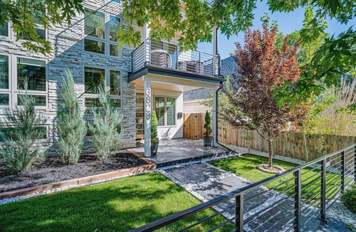 Sunnyside House | Upscale Retreat in LoHi 4Bd 4.5 Ba, Gym Theatre Rooftop, Near Coors Field