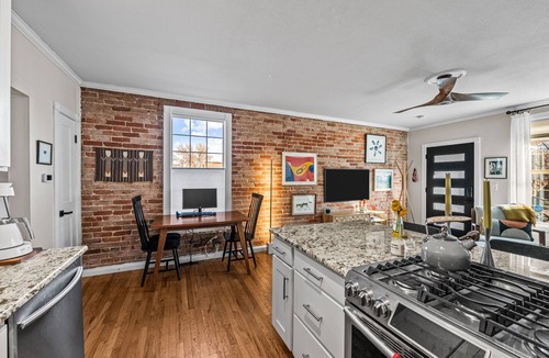 Baker House | Urban Oasis in Trendy Baker Neighborhood - Fenced Area for Dogs