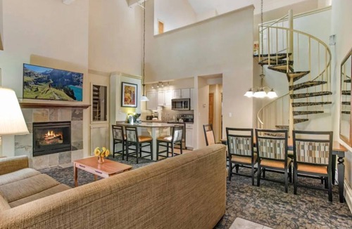 Vail Apartment | Vibrant 1BR Condo with Stunning Views Streamside at Vail